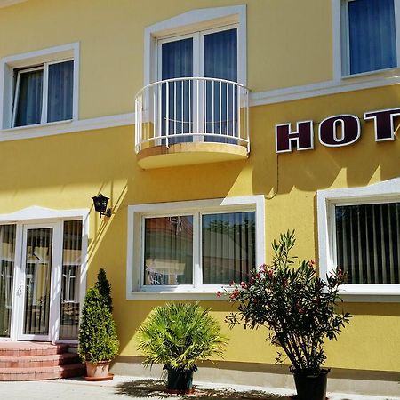 Hotel Sormester 자바스 외부 사진