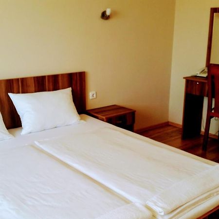 Hotel Sormester 자바스 외부 사진