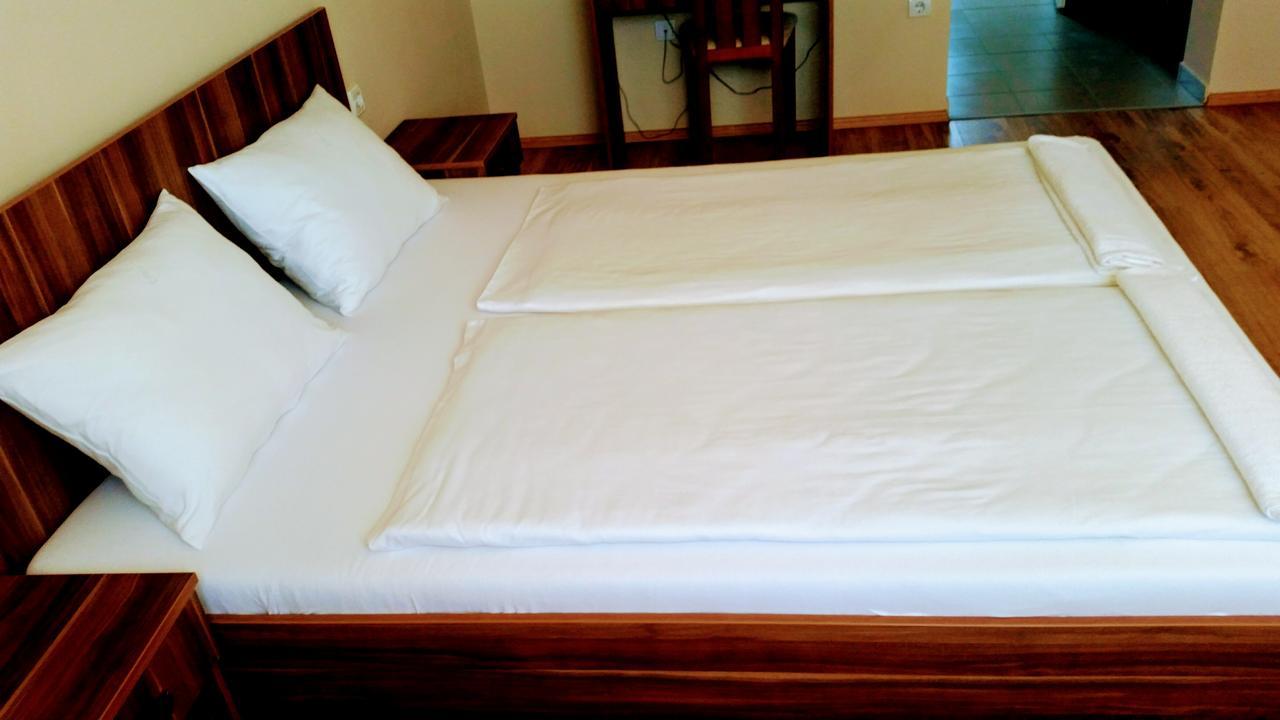 Hotel Sormester 자바스 외부 사진